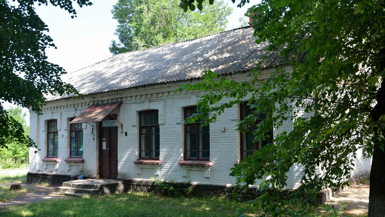 Khaschuvate Complex of District Hospital Medical Laboratory 01 (YDS 0551)